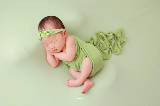 正定宝宝趴着睡是积食吗 正定宝宝趴着睡是积食吗